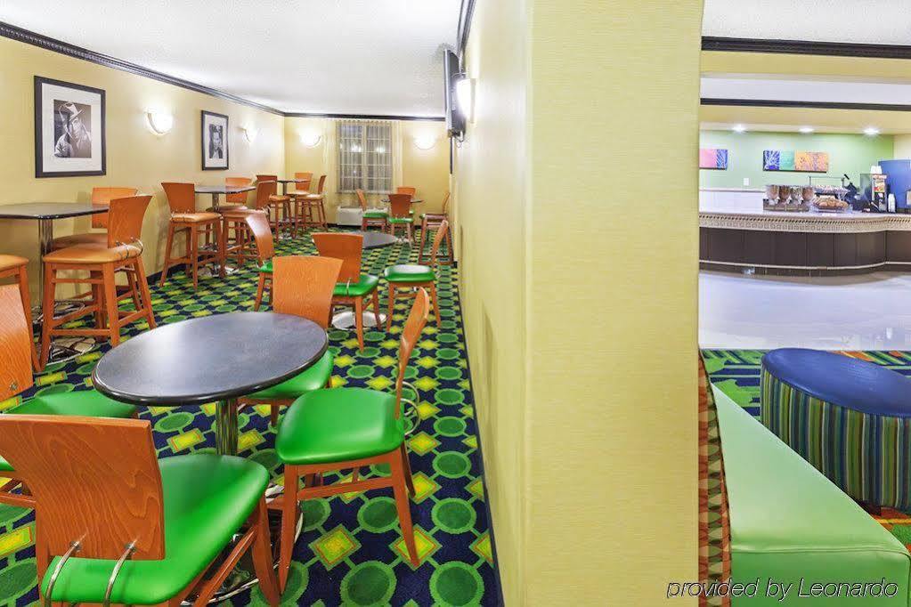 La Quinta Inn & Suites Tulsa Kültér fotó