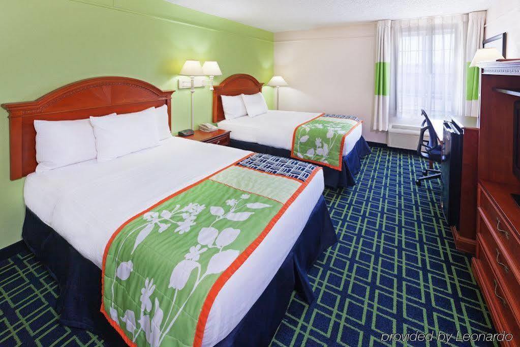 La Quinta Inn & Suites Tulsa Kültér fotó