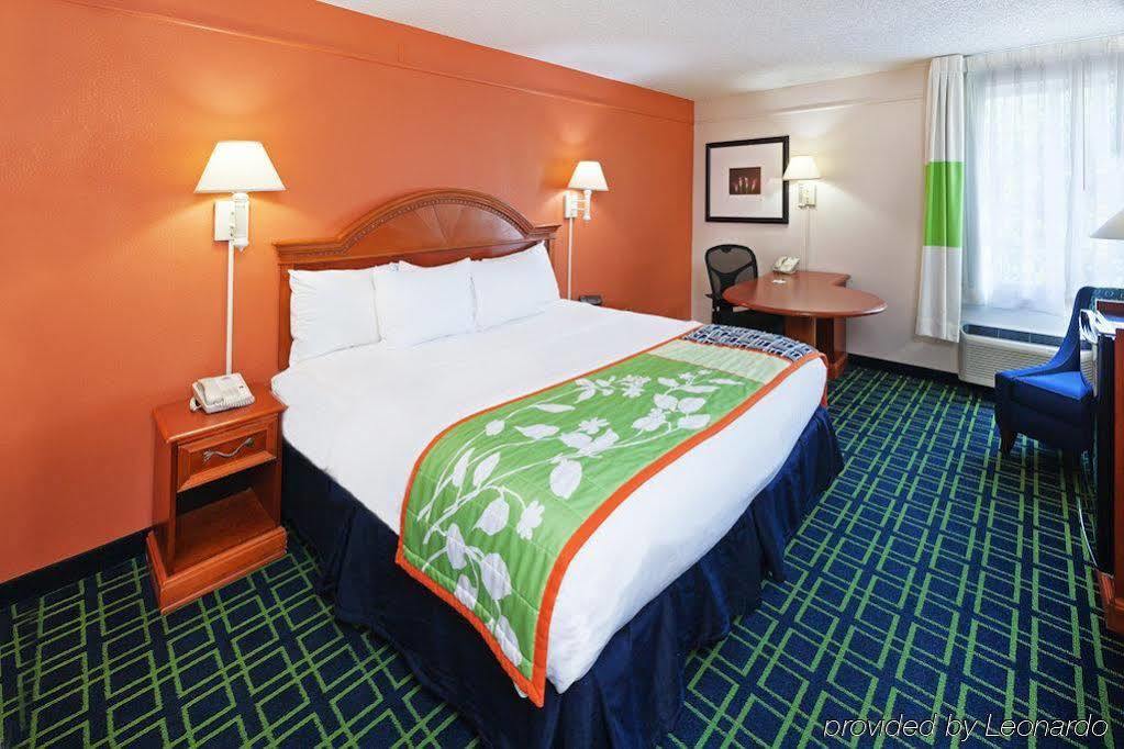 La Quinta Inn & Suites Tulsa Kültér fotó