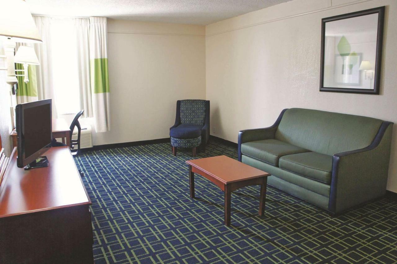 La Quinta Inn & Suites Tulsa Kültér fotó
